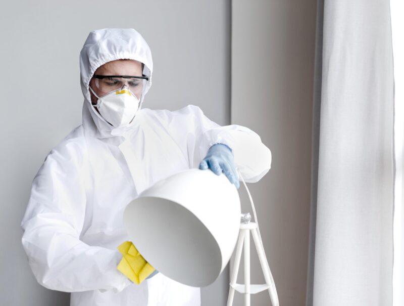 medium-shot-man-with-protection-mask
